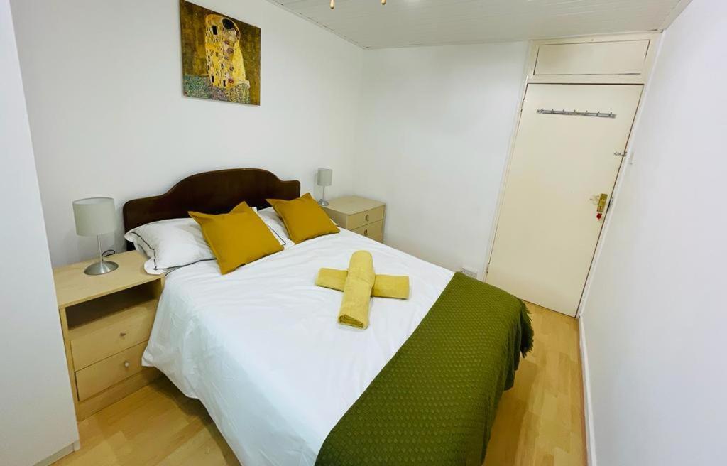 Cosy Flat Close To East Finchley Station London Kültér fotó