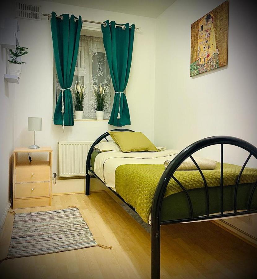Cosy Flat Close To East Finchley Station London Kültér fotó