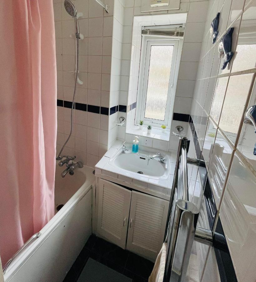 Cosy Flat Close To East Finchley Station London Kültér fotó